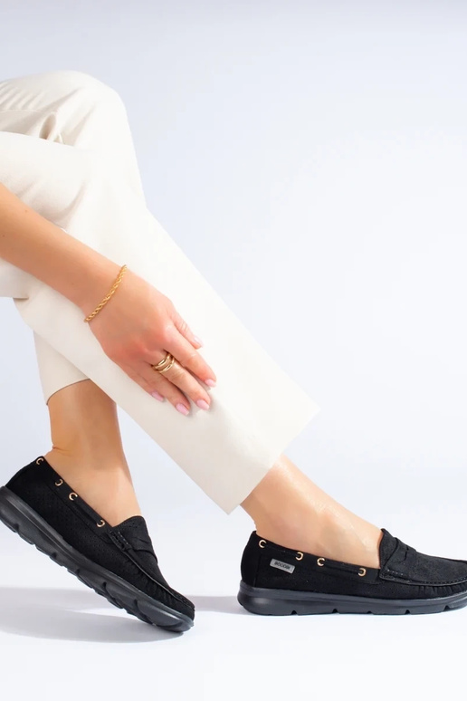 Čierne semišové mokasíny Shelovet