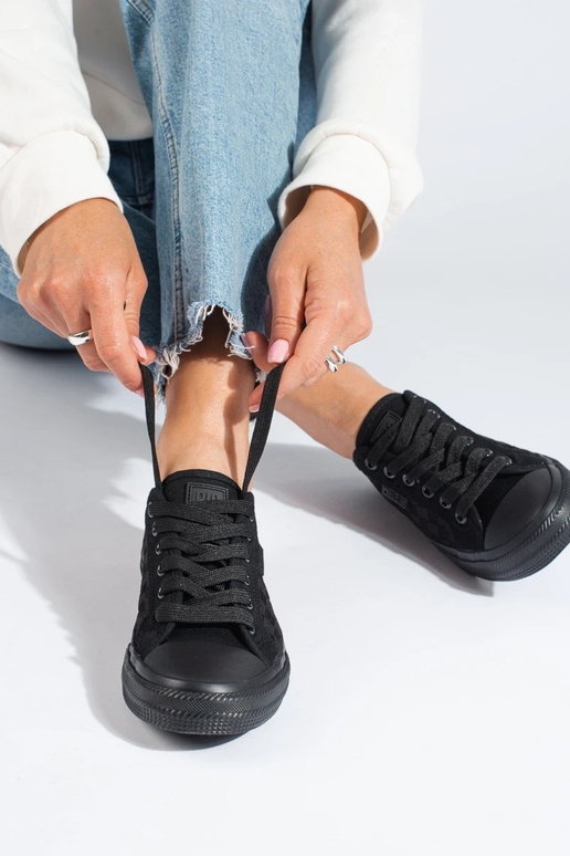 Čierny klasický model dámskych...