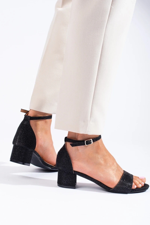Sandále elegantného štýlu Shelovet... Sandále elegantného štýlu Shelovet...