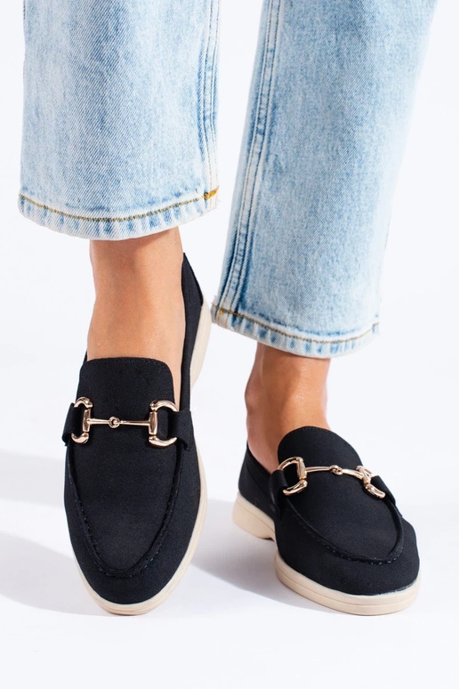 Semišové členkové čižmy čiernej farby... Semišové členkové čižmy čiernej farby...