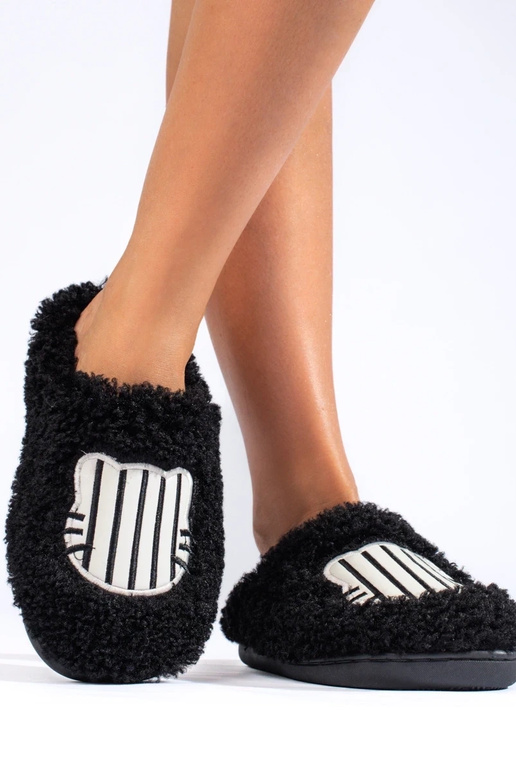 čierne papuče Shelovet