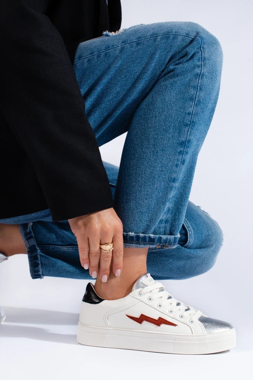 Dámske tenisky klasického modelu...