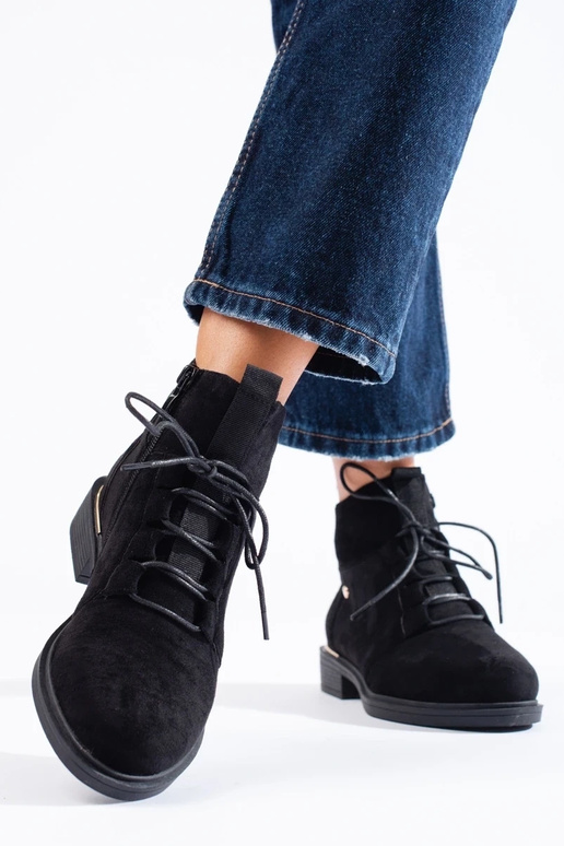 Semišové dámske topánky čiernej farby Semišové dámske topánky čiernej farby