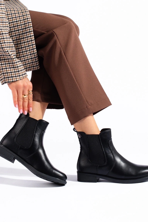 čierne dámske topánky Chelsea boots