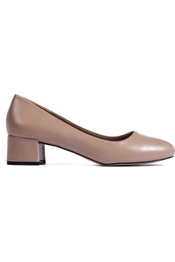 Topánky na vysokom opätku...