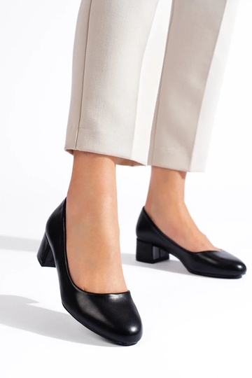 Čierne topánky na vysokom... 2