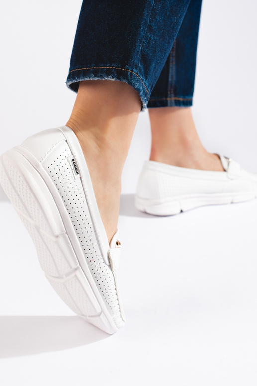 biele dámske mokasíny