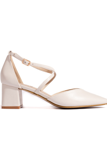 slonovinové sandále