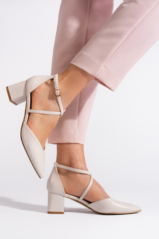 slonovinové sandále slonovinové sandále