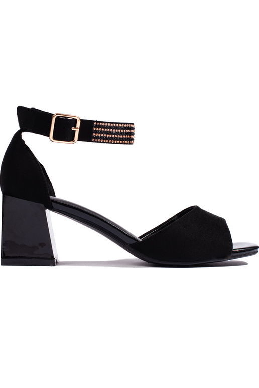 čierne sandále na nízkom podpätku čierne sandále na nízkom podpätku