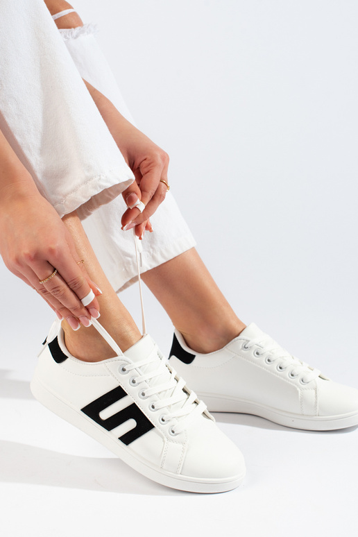 Bielo-čierne dámske topánky Bielo-čierne dámske topánky