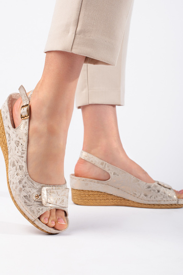 béžové sandále espadrilky 2