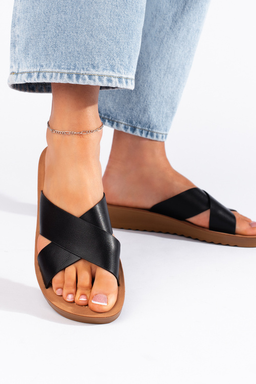 čierne Šľapky s platformou