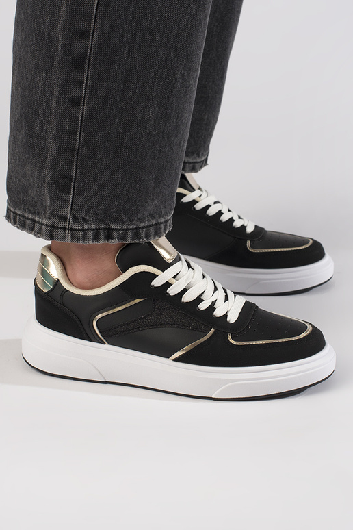 Dámske voľnočasové topánky v čiernej...