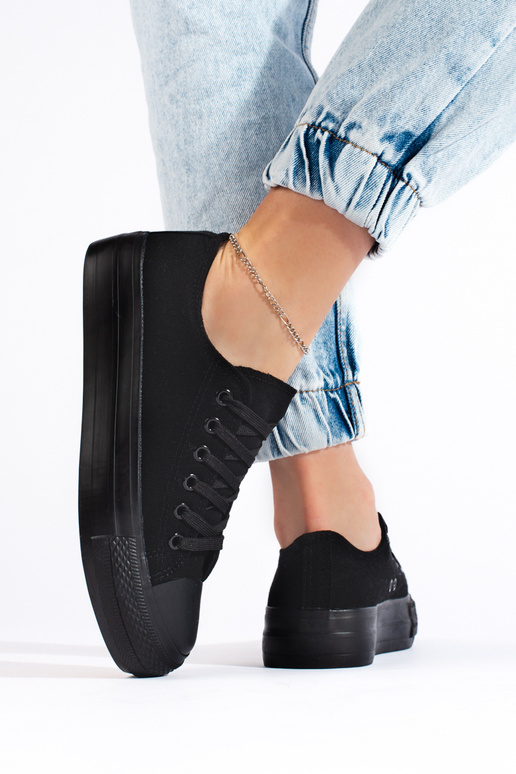 Čierny klasický model dámskych... Čierny klasický model dámskych...