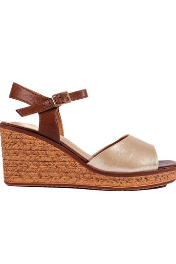 sandále od Sergia Leoneho