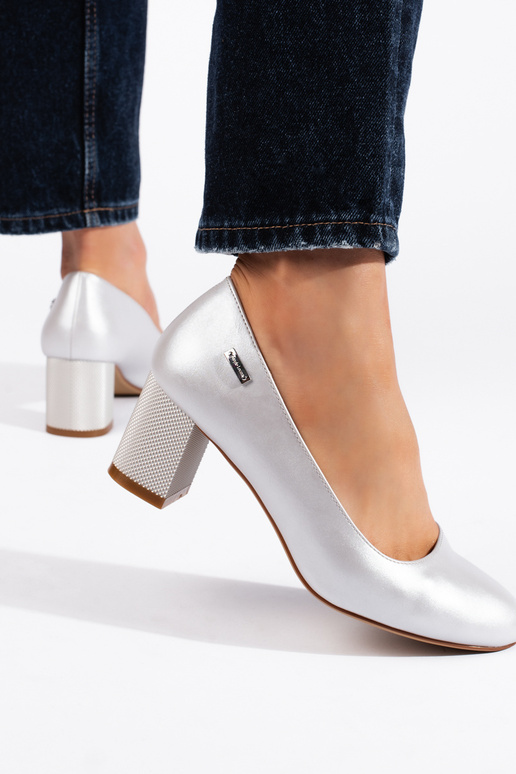 Sergio Leone na vysokých opätkoch na...