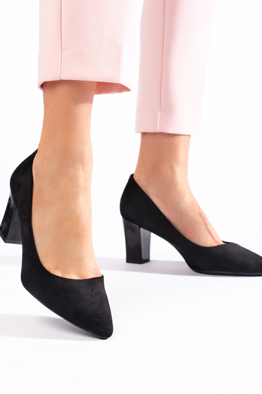 čierne lodičky na podpätku od Sergia... čierne lodičky na podpätku od Sergia...