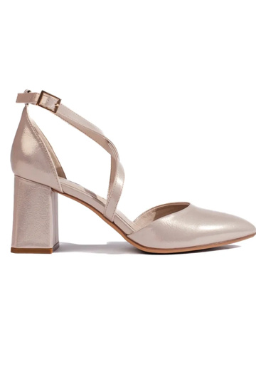 zlaté lodičky od Sergia...