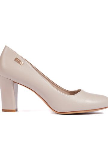 sivé lodičky Sergio Leone