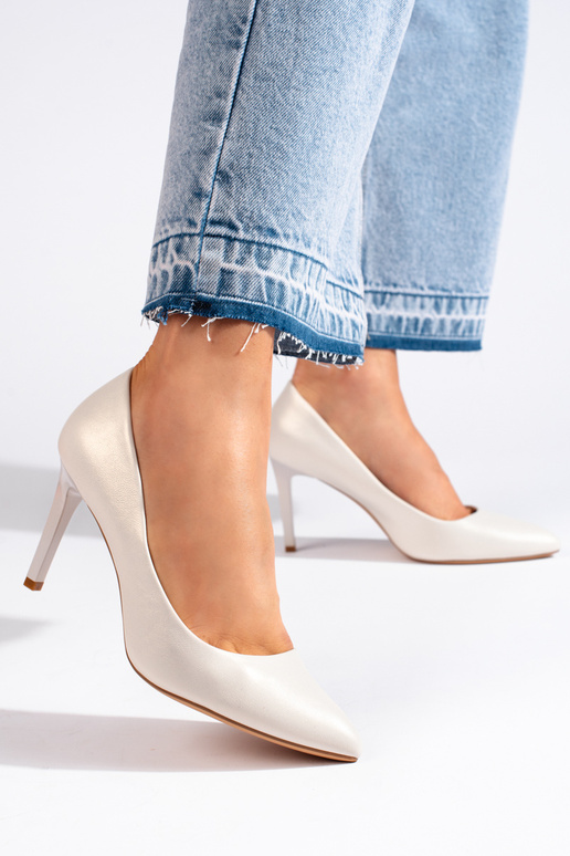 Klasický model vysokých opätkov v... Klasický model vysokých opätkov v...