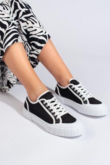 Čierne dámske topánky 2