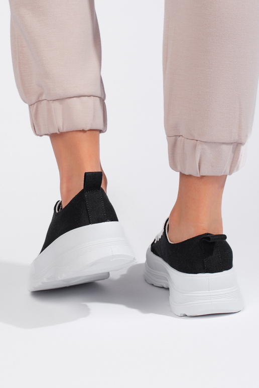 Klasický model Dámske topánky čiernej...