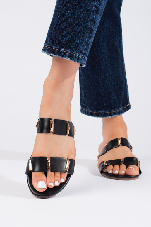 čierne dámske papuče na rovnej podrážke