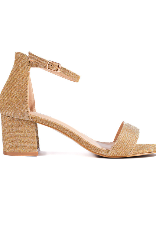 zlaté sandále zlaté sandále