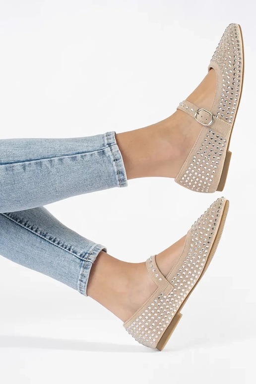 BezoIne dámske balerínky z ćInietkami