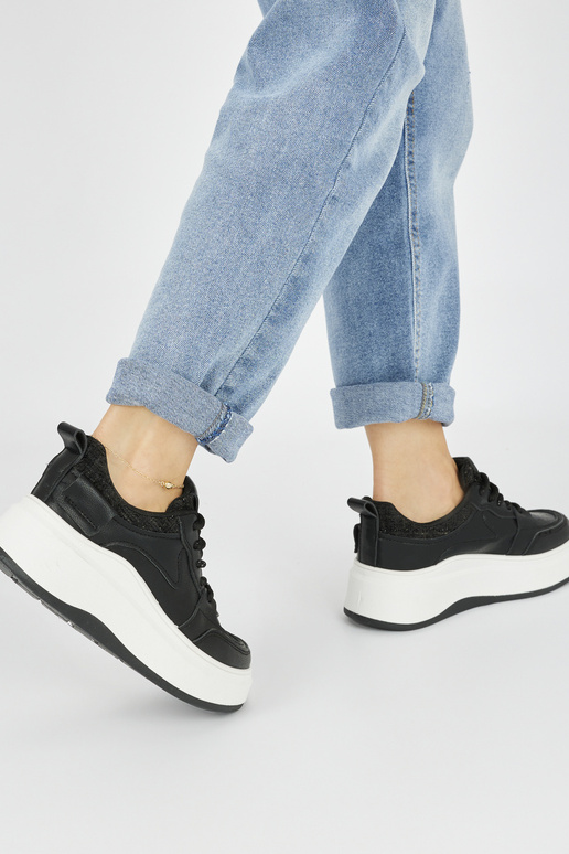 Dámske čierna Tenisky na hrubej podrážke Dámske čierna Tenisky na hrubej podrážke