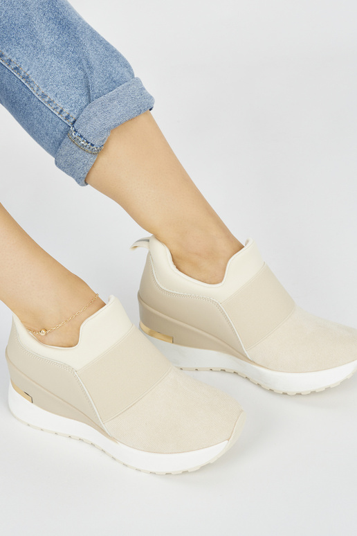 slonovina Tenisky model obuvi na kline slonovina Tenisky model obuvi na kline