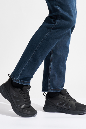 čierne pánske športové topánky 2