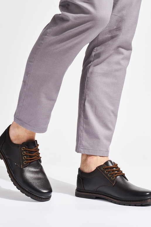 hnedé topánky na šnurovanie pre mužov