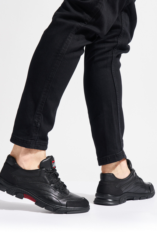 čierne športové topánky pre mužov