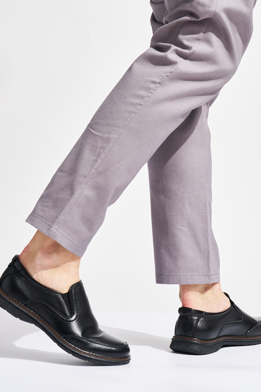 čierne členkové čižmy pre mužov