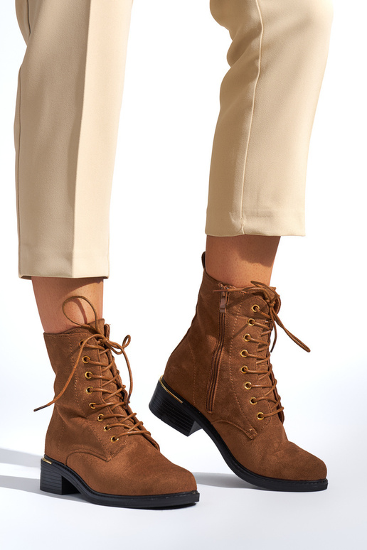 hnedé dámske topánky šnurované na... hnedé dámske topánky šnurované na...