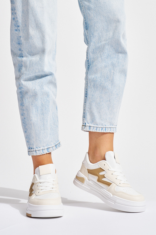 Bielo-béžový model tenisiek s platformou Bielo-béžový model tenisiek s platformou