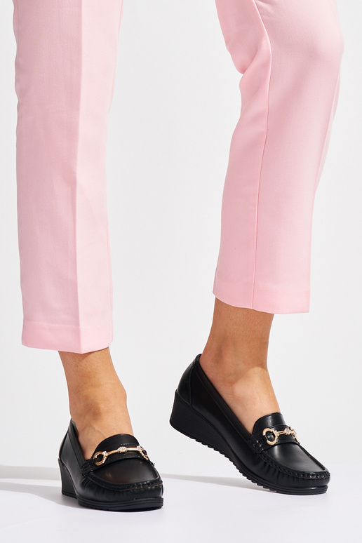 čierne dámske mokasíny na kline so...