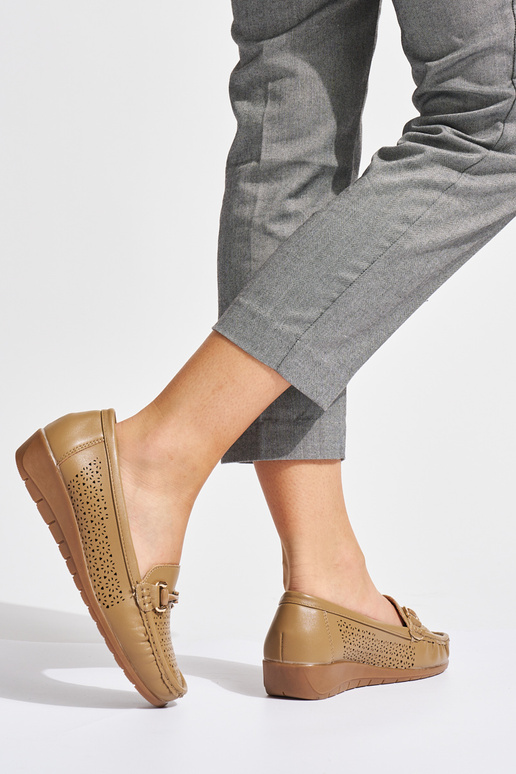 béžová prelamované Dámske mokasíny na... béžová prelamované Dámske mokasíny na...