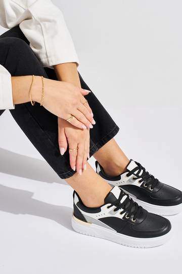 čierne športové topánky s... 2