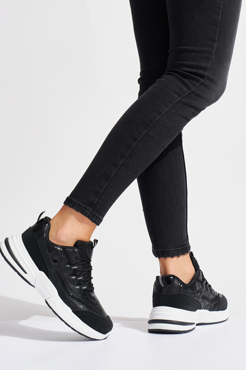 čierne dámske športové... 2