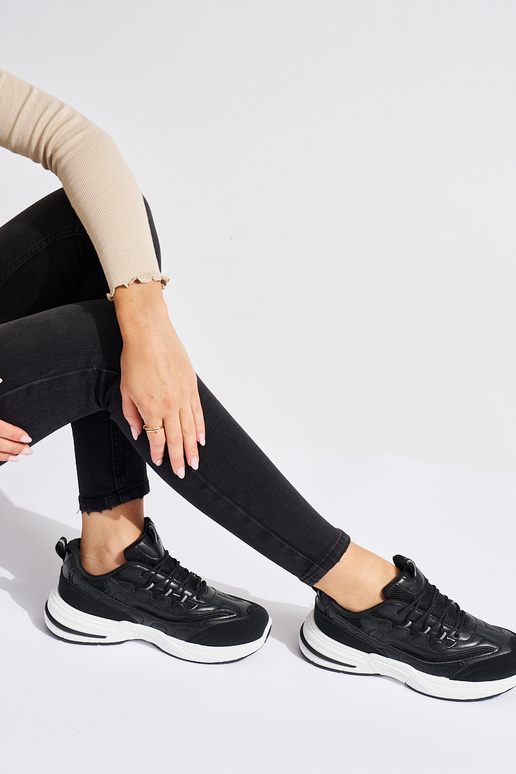 čierne dámske športové topánky na... čierne dámske športové topánky na...