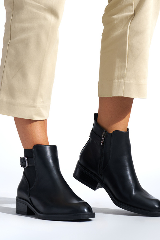 čierne klasické ploché dámske topánky