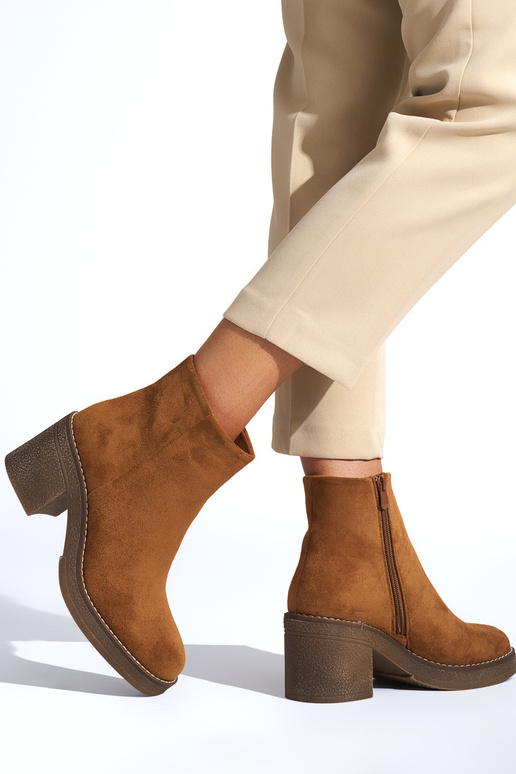 hnedé dámske topánky na podpätku hnedé dámske topánky na podpätku