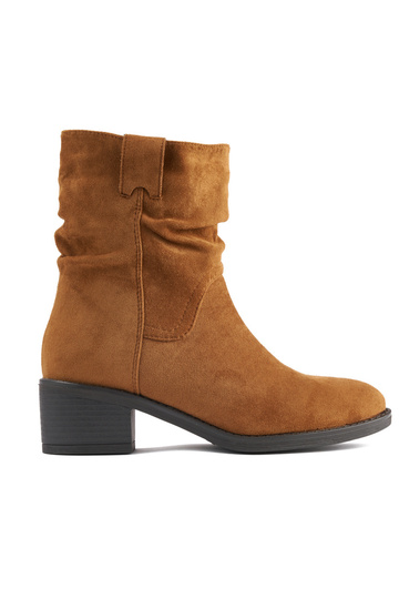 hnedé čižmy v kovbojskom štýle