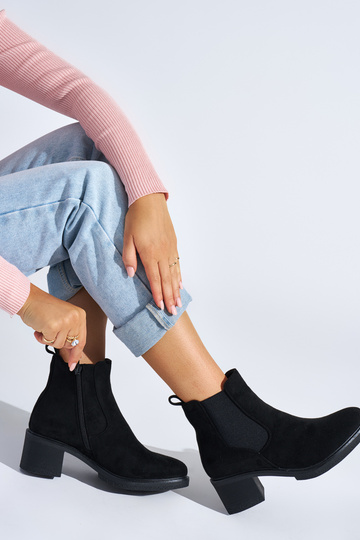 čierne klasické čižmy 2