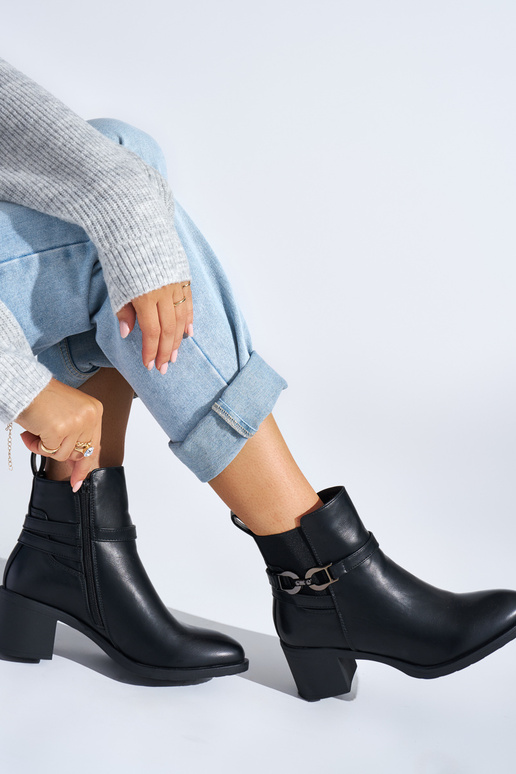 čierne dámske topánky na podpätku čierne dámske topánky na podpätku