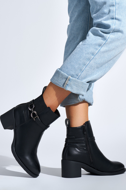 čierne dámske topánky na podpätku čierne dámske topánky na podpätku