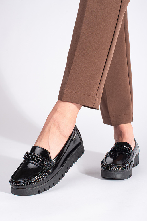 dámske členkové čižmy s lakovým...